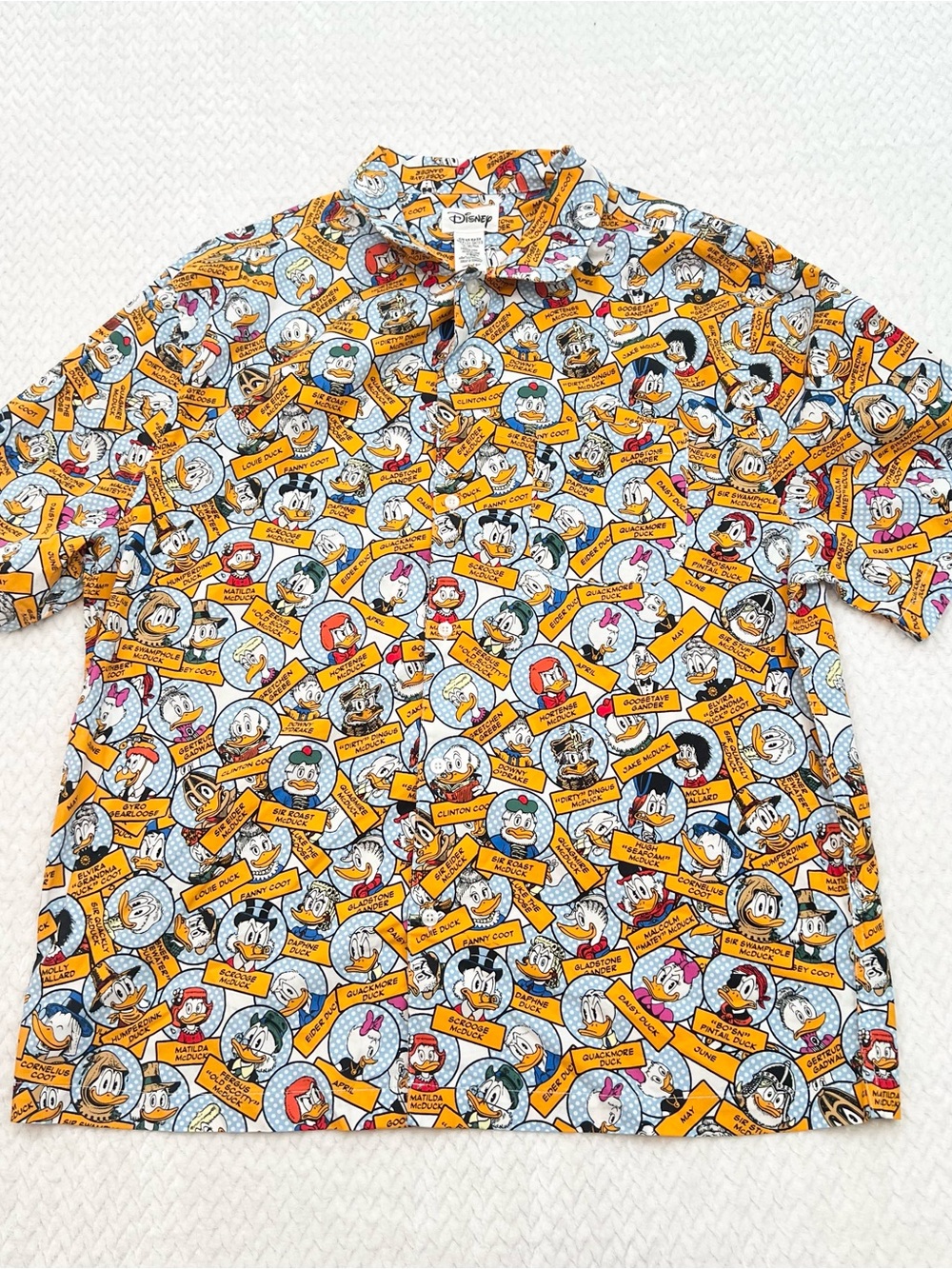 Disney Parks Donald Duck Ducktails Family Short Sleeve Button Up Shirt - MENS M